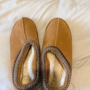 Cozy Tan Suede-Look Sherpa Lined Slippers